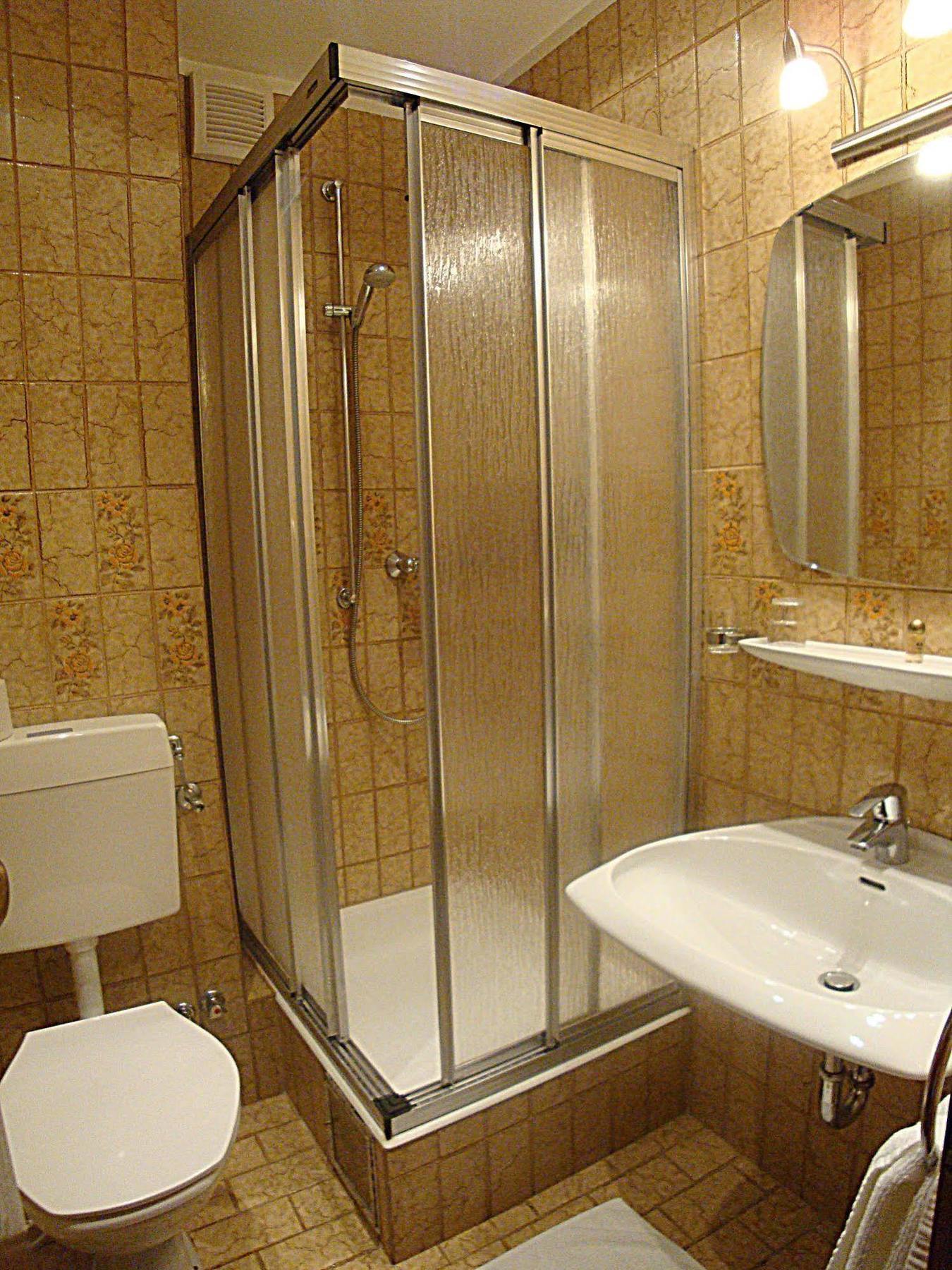 Hotel Gasthof Herderich Schlüsselfeld Eksteriør billede